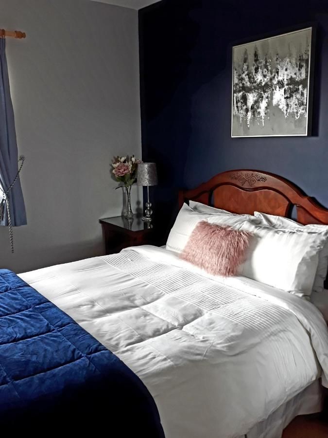 Отели типа «постель и завтрак» Lake Avenue House Балликоннелл-33